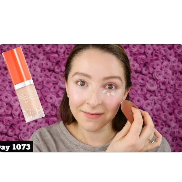 💙🌟🧚‍♀️3 LIGHT NEUTRAL Item Beauty MINI RARE Air Hug Concealer NWT - Picture 2 of 7